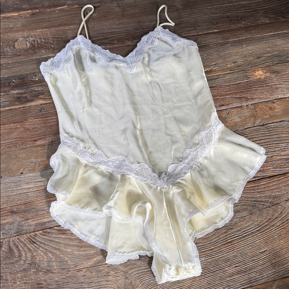 Sheri Gregory for‎ Woolite vintage poly satin lace Teddy bodysuit EVC size M